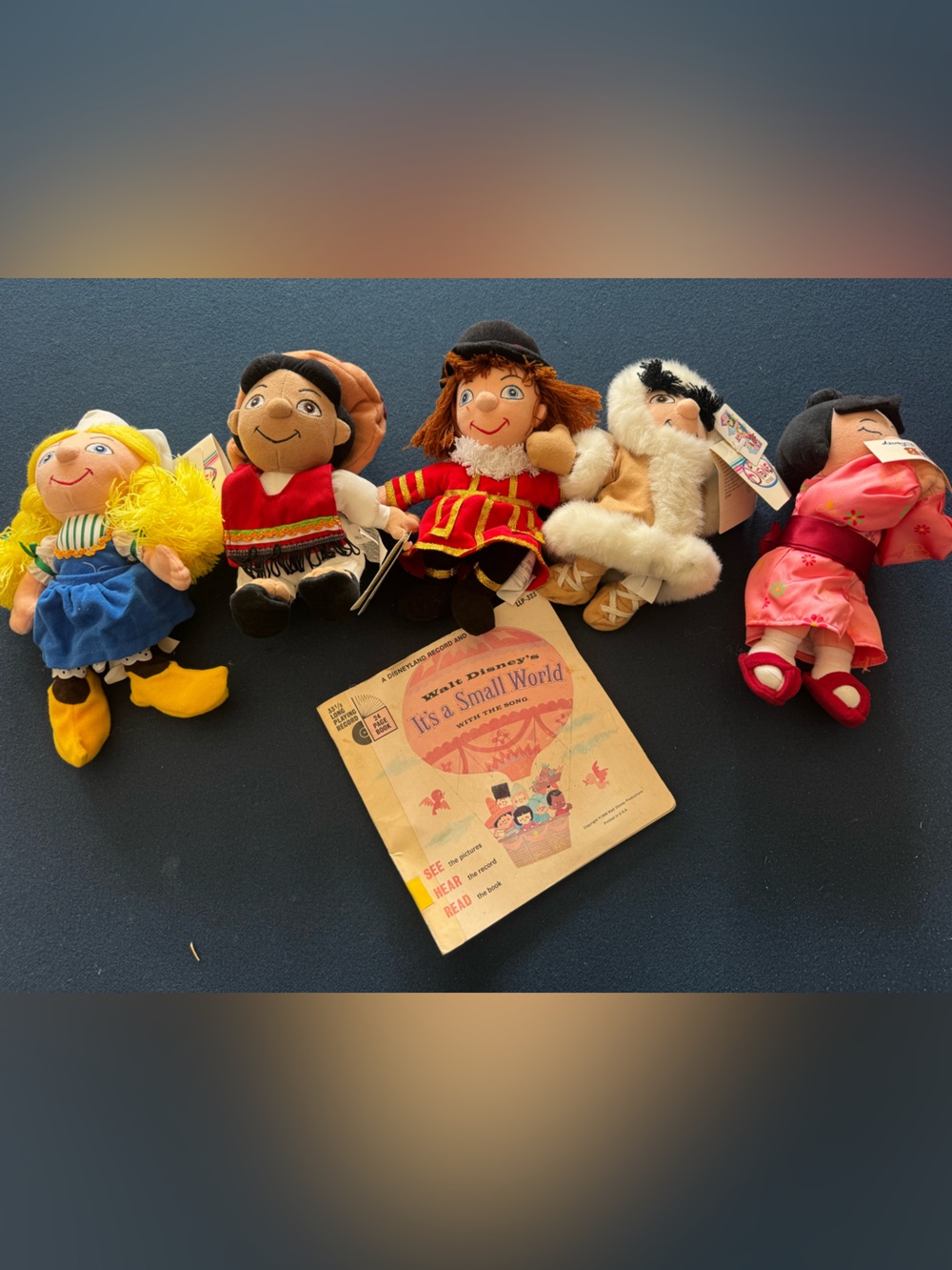 ITS A SMALL WORLD set of 5 dolls and a vintage book- COLLECTIBLE & RARE!